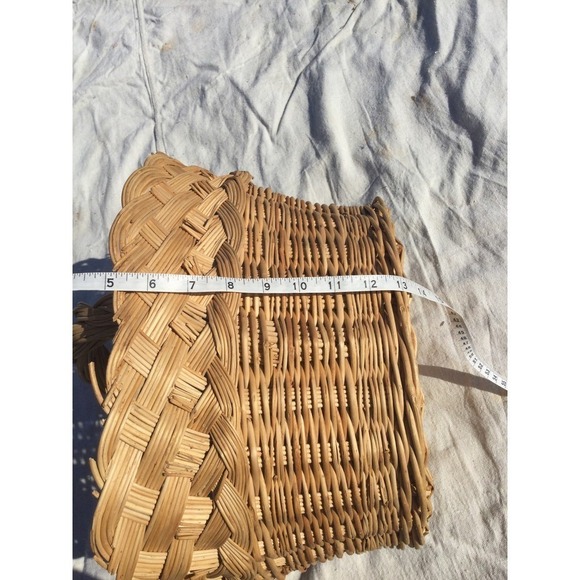 Large wicker basket with handle light 13” 13 in farmhouse country blanket Tan - Picture 2 of 12